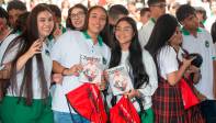 También posaron con el kit. FOTO Esneyder Gutierrez