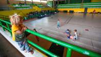 Los más chicos aprovechan a divertirse en las cancha y escenarios deportivos con los que cuenta el lugar. Foto: Esneyder Gutiérrez 