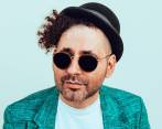 El regreso a la música de Eduardo Cabra, Visitante de Calle 13
