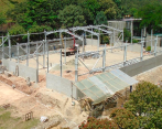 Avance de la bodega de 2.500 metros cuadrados que Enka destinará para el almacenamiento de producto terminado, en su planta de Girardota. FOTO cortesía