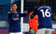 James Rodríguez ha sido afectado por las lesiones en el Everton, pero en la mayoría de partidos que ha jugado ha dado muestras de su calidad. En la foto, festeja con Doucoure. FOTO getty