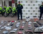 La Policía Metropolitana encontró los 400 espejos robados en un establecimiento comercial de La Bayadera. FOTO: CORTESÍA