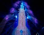 El mundo recibe el año 2023 con luces y fuegos artificiales