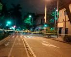 En un taller mecánico del sector Villanueva del centro de Medellín se produjo el altercado que dejó dos personas muertas. FOTO: CORTESÍA
