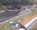 Así quedó el camión tras el fuerte accidente de esta tarde. FOTO: Cortesía Denuncias Antioquia