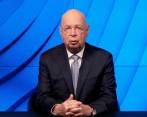 Klaus Schwab aseguró que es necesario un cambio de mentalidad para alejarnos de una sociedad donde las empresas y los gobiernos actúan cada uno por su cuenta hacia otra en la que estas organizaciones FOTO EFE