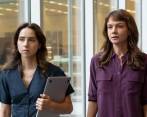 Zoe Kazan y Carey Mulligan interpretan a las periodistas que destaparon los escándalos del acoso en Hollywood. Foto: Tomada de video.