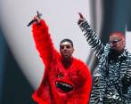 Ryan Castro y J Balvin representan la fusión de los inicios del reguetón con sus características más actuales y novedosas. FOTO TOMADA DEL VIDEO.