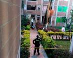 Los agentes de la Sijín de la Policía Metropolitana hicieron la inspección al cadáver de este vigilante. FOTO: CORTESÍA