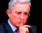 El expresidente Álvaro Uribe enfrenta un proceso por soborno a testigos y fraude procesal. FOTO: Colprensa 