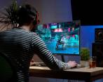 Los llamados “gamers” buscan monitores más grandes para competir. FOTO cortesía