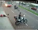Los hechos quedaron registrado en una cámara de seguridad del sector en el que ocurrió el accidente. FOTO: CAPTURA DE PANTALLA 