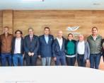 En la reunión para la oficialización del nuevo entrenador nacional del equipo colombiano de BMX estuvo presente Mariana Pajón. FOTO COC