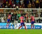 El partido tuvo que ser suspendido cuando los equipos empataban 1-1. Foto Dimayor. 