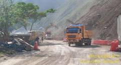 La vía a Urabá fue reabierta después de una semana de cierre total a la altura de Uramita. FOTO CORTESÍA