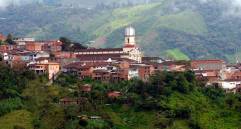 La zona rural de Ituango ha sido epicentro de los últimos combates entre el Ejército, las Disidencias y el “Clan del Golfo”. FOTO ARCHIVO JAIME PÉREZ.