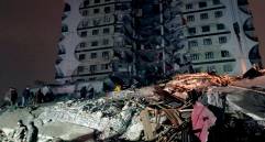 El terremoto que sucedió en Turquía es, por lo menos, el quinto de gran magnitud que ocurre en lo que va del Siglo XXI en el mundo. FOTO: EFE