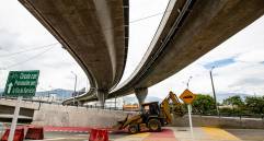 Como compensación ambiental por la construcción de esta obra, las autoridades informaron que se han sembrado 5.800 árboles. FOTO: JAIME PÉREZ.