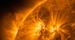 Detalle de la imagen en alta resolución del Sol facilitada por Solar Orbiter. CORTESÍA: ESA & NASA/Solar Orbiter/EUI team; Data processing: E. Kraaikamp (ROB)