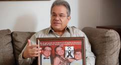 Carlos recuerda a sus familiares cada día. FOTO donaldo zuluaga