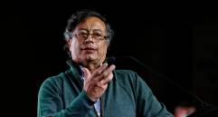 El senador Gustavo Petro lidera la coalición llamada Pacto Histórico y es su precandidato presidencial. Foto: Colprensa.