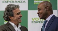 Fajardo, que se impuso en la consulta de centro con poco más de 720.000 votos, convenció al exmnistro de ambiente. FOTO COLPRENSA