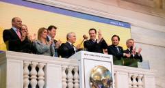 El presidente Iván Duque tocó la campana de la Bolsa de Valores de Nueva York. FOTO Cortesía Presidencia