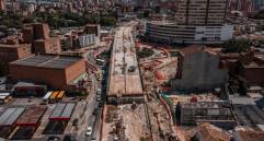 Los intercambios viales de la 80 deben entrar en operación en el primer trimestre de 2022. FOTO: CORTESÍA ALCALDÍA