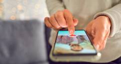 83% de los colombianos encuestados en un estudio dijo que encontró pareja por apps de citas. FOTO SSTOCK