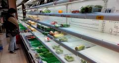 En los saqueos que se han presentado recientemente en Shangai, la comida ha sido el elemento más hurtado. La administración pública mantiene unas medidas de confinamiento similares a las impuestas en el principio de la pandemia del coronavirus. FOTO Getty