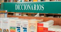 Desde marzo del año pasado, cuando inició la pandemia por covid-19, la Real Academia Española de la Lengua documentó al menos 16 nuevas palabras referentes al virus. FOTO Getty