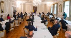 La agenda temática planteada por el Gobierno de Iván Duque comenzó a desarrollarse ayer en la Casa de Nariño. Delegó al comisionado de Paz, Miguel Ceballos, para que lidere los 11 encuentros institucionales que se plantearon. FOTO Colprensa