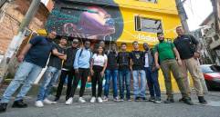 La escuela Código C13, de la Corporación Son Batá, forma jóvenes en habilidades como desarrolladores de software. Foto: Esneyder Gutiérrez.