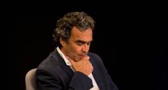 Fajardo fue imputado por la Fiscalía por los delitos de peculado por apropiación en favor de terceros y contrato sin cumplimiento de requisitos legales. FOTO ESTEBAN VANEGAS