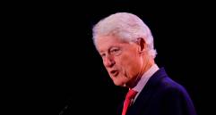 Bill Clinton es uno de los cuatro expresidentes de Estados Unidos que siguen vivos. FOTO EFE.
