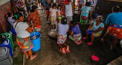 Comunidad de indígenas Embera de Bahía Solano, desplazados de sus territorios. FOTO MANUEL SALDARRIAGA