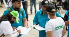 Aunque el comité del proceso de revocatoria alcanzó más de 383.000 firmas, fueron validadas más de 133.000. FOTO Archivo.