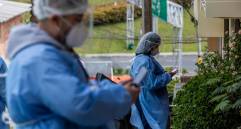 Todo el personal de la salud en Colombia será vacunado en la primera y segunda fase del Plan Nacional de Vacunación. FOTO ANDRÉS CAMILO SUÁREZ