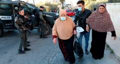 Las confrontaciones están llegando a sitios considerados como sagrados, tanto por israelitas como por palestinos. FOTO: AGENCIA EFE.