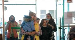 De los 271 colombianos que han sido evacuados de Ucrania, solo 16 manifestaron su deseo de volver al país. FOTO EFE