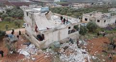 La operación estadounidense tenía como objetivo un edificio de dos plantas en una zona rodeada de árboles. FOTO: EFE