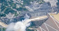 Imagen aérea de las obras principales de Hidroituango: la presa, el embalse y el vertedero. FOTO JUAN ANTONIO SÁNCHEZ
