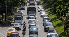 Desde el 22 de marzo de 2020 está suspendido el pico y placa en Medellín y su regreso es incierto. FOTO Edwin Bustamante