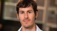 El médico Juan Andrés Echeverri Cifuentes tiene 43 años y obtuvo un reconocimiento por ser uno de los diez colombianos destacados en España. FOTO: CORTESÍA