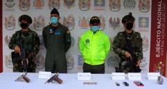 Este es el material de guerra incautado durante el operativo en El Bagre. FOTO: MinDefensa.