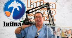 Orlando Patiño Valencia, locutor, salsómano y narrador deportivo, nacido en Medellín. FOTO: MANUEL SALDARRIAGA. 