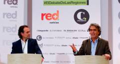 Federico Gutiérrez y Sergio Fajardo hicieron parte del debate de las regiones. FOTO Edwin Bustamante