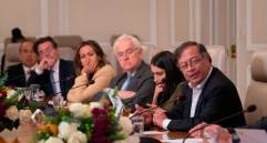 Los ministros de Educación, Alejandro Gaviria; Hacienda, José Antonio Ocampo; y Agricultura, Cecilia López, le hicieron reparos al proyecto de reforma a la salud. FOTO PRESIDENCIA