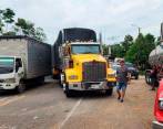 Exportadores denuncian atrasos en el despacho de las mercancías al extranjero por cierres viales en Santander. FOTO Tomada de Vanguardia