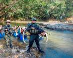 En el operativo también se inmovilizaron dos máquinas excavadoras y se decomisaron 15 motores, 70 dragas y más de 110 motobombas. FOTO: Cortesía.